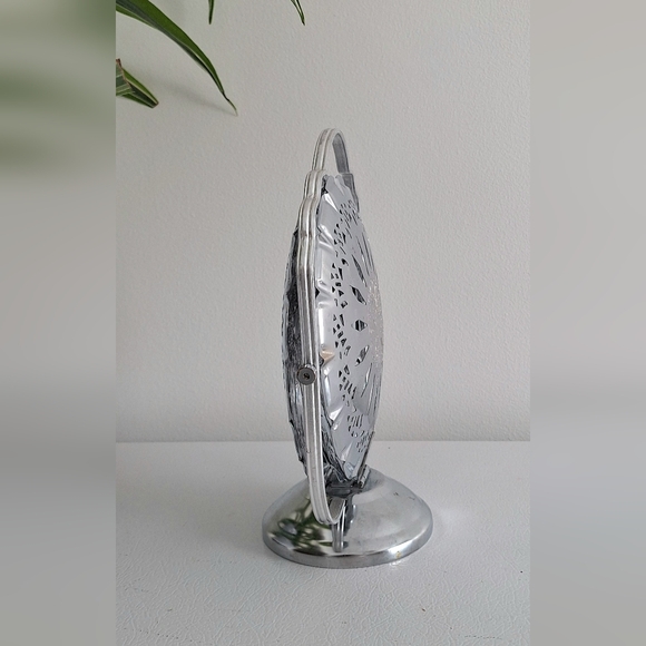 Vintage Chrome-plated metal display trays - Picture 11 of 13